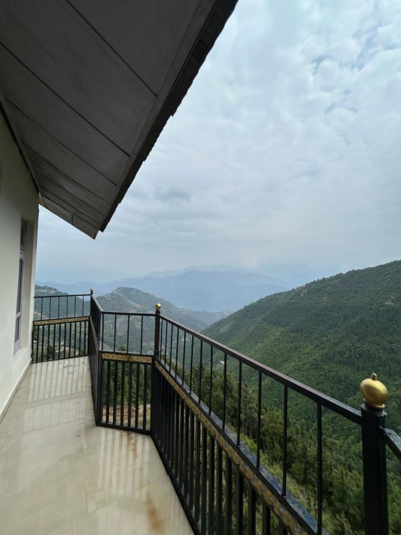 Lake View Rooms In Khajjiar