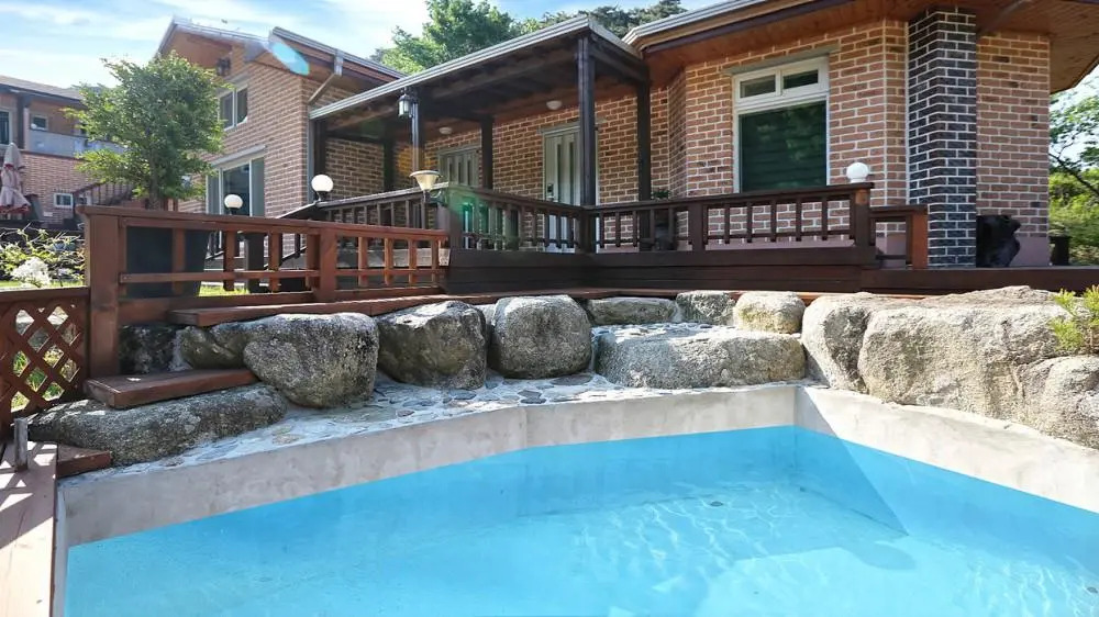 Red Clay pension