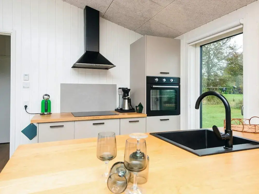 6 Person Holiday Home in Ronde