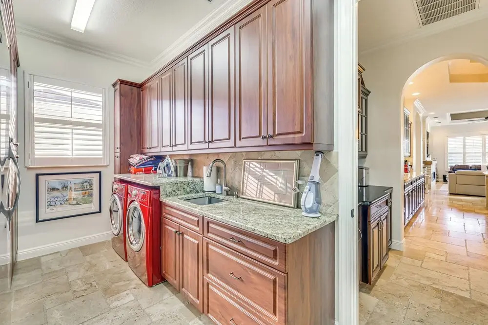 3 Mi to Bonita Beach: Outdoor Oasis w/ Pool & Spa!