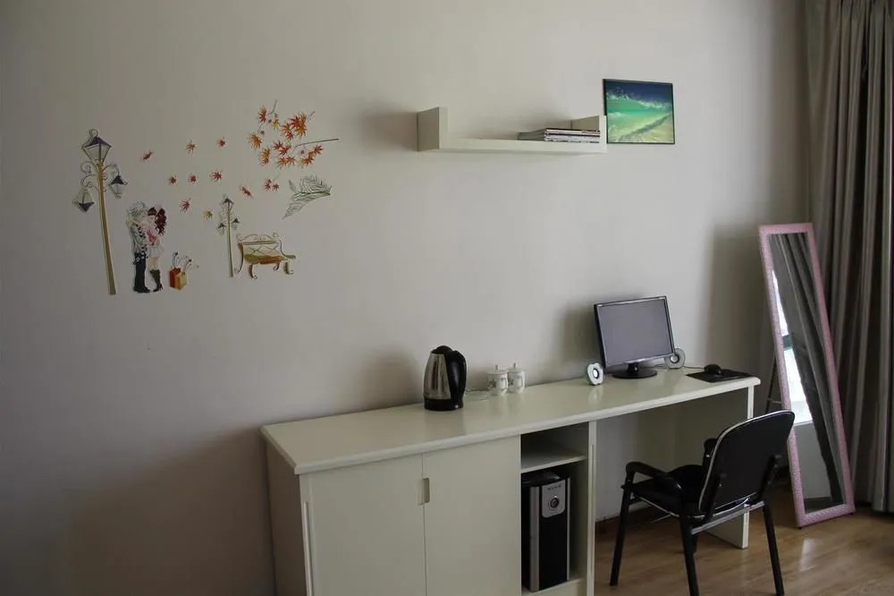 Maiwei Youth Apartment Hotel