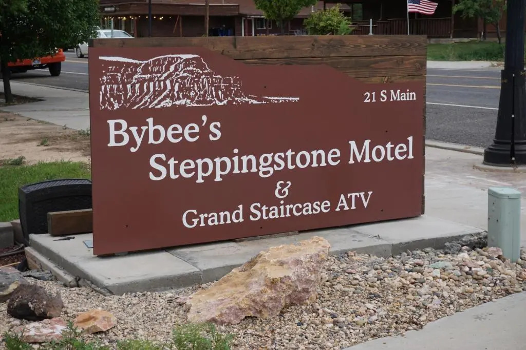Bybees Steppingstone Motel