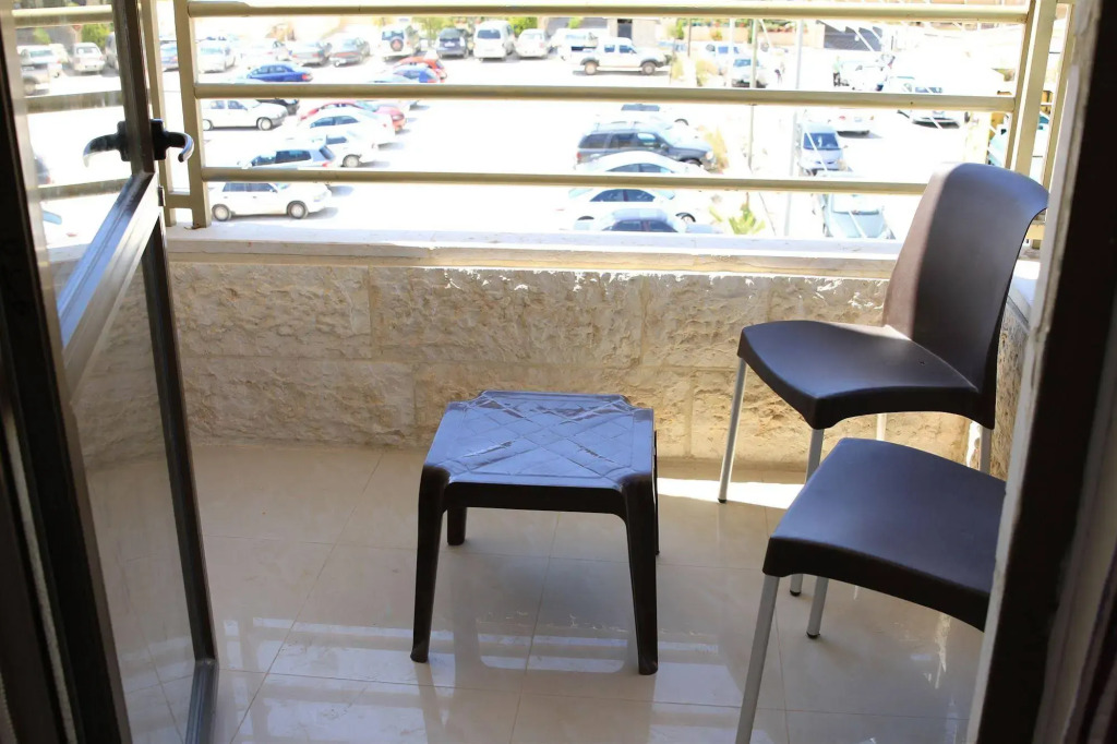 Uptown Modern Furnished Apartments