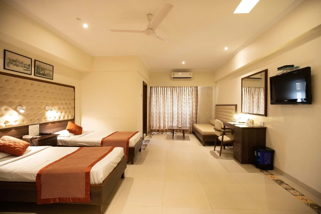 West End Hotel
