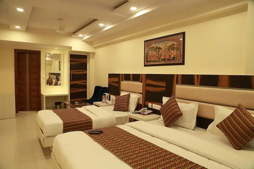 The Shanti Plaza - Travelers choice awarded 2025 - New Delhi Railway Station, Paharganj