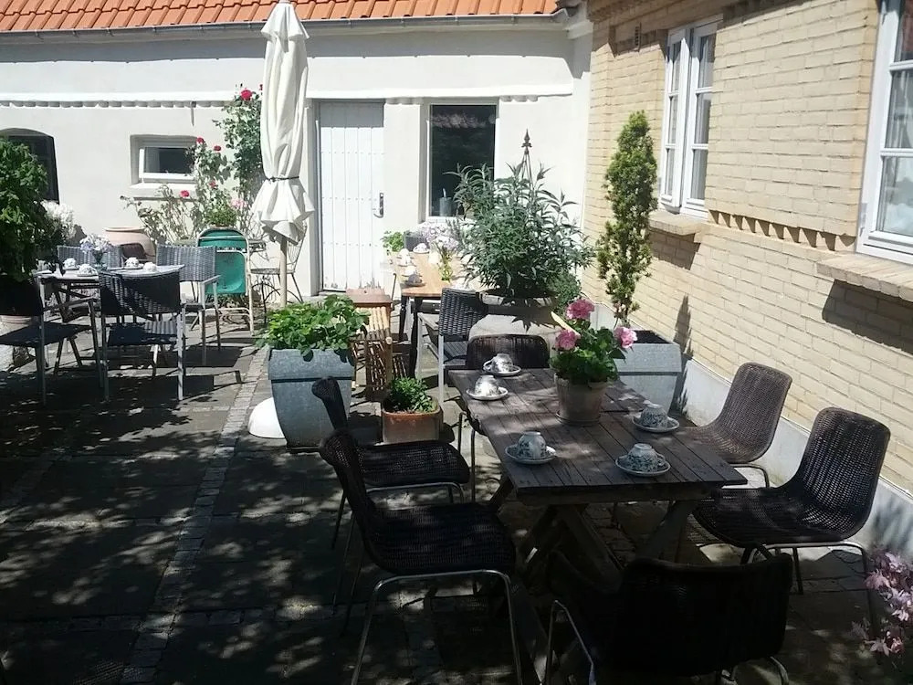 Hjarbæk Bed and Breakfast