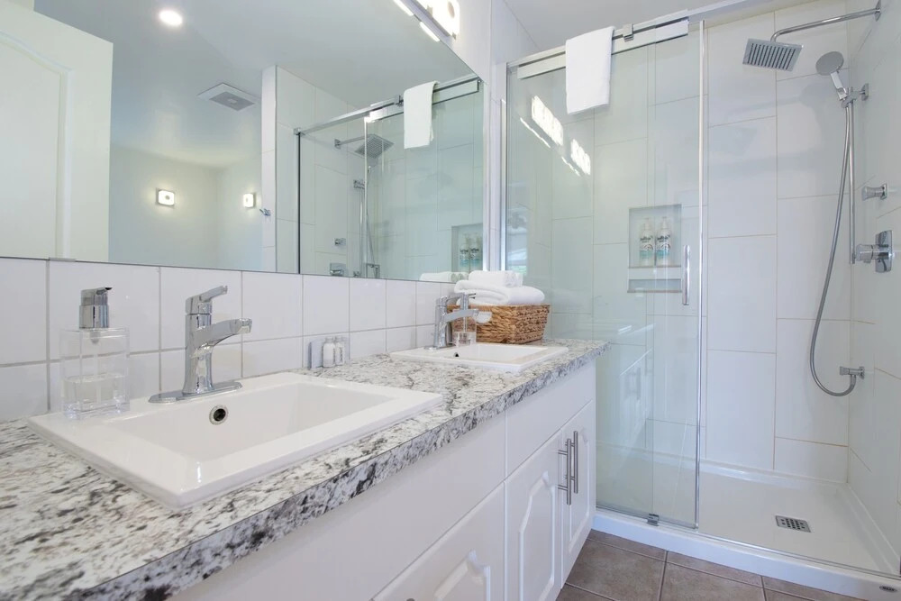 492 By The Beach 2 Bedroom Townhouse by RedAwning