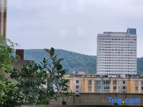 City Courtyard inn