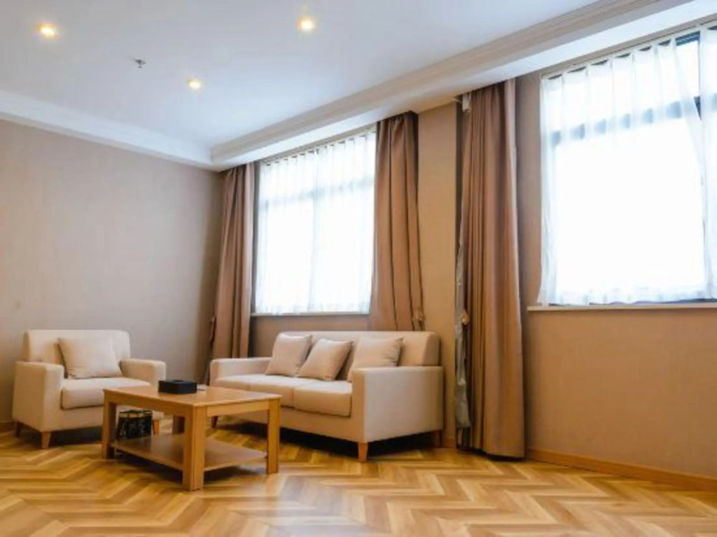 Guibao Hotel