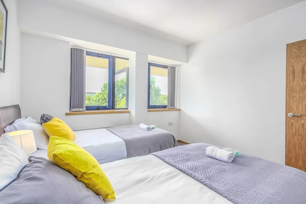 West Swindon Serviced Apartment