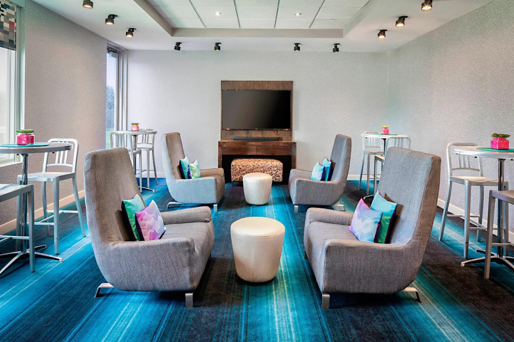 Aloft by Marriott Las Colinas