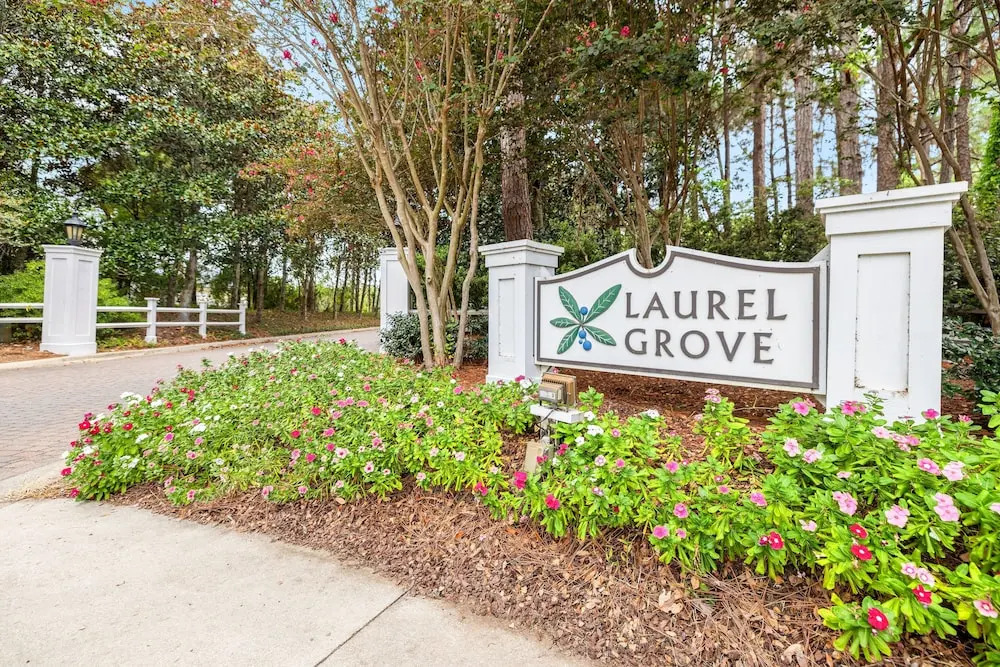 1298 Laurel Grove 3 Bedroom Home by RedAwning