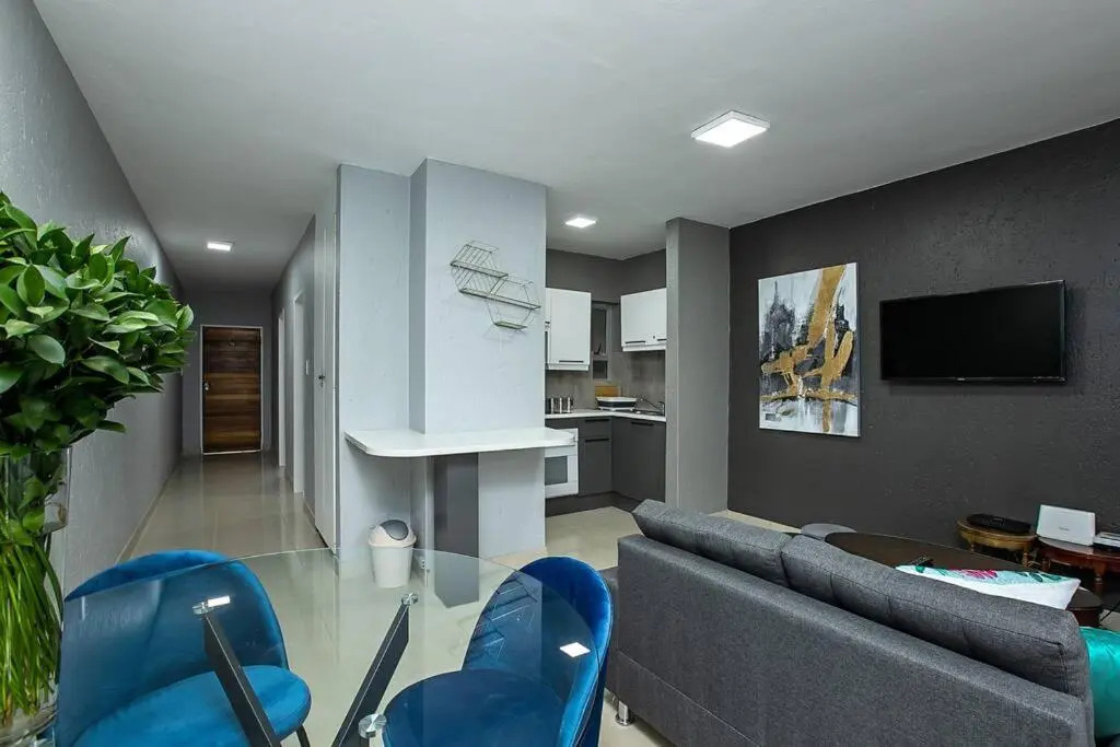 St Tropez 1 Bedroom Sandton Residence