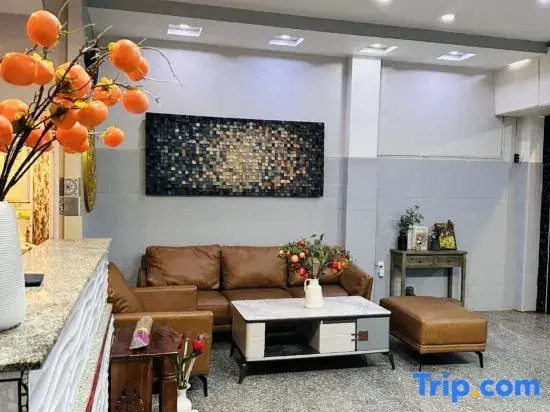 Linh Ngọc Châu Hotel