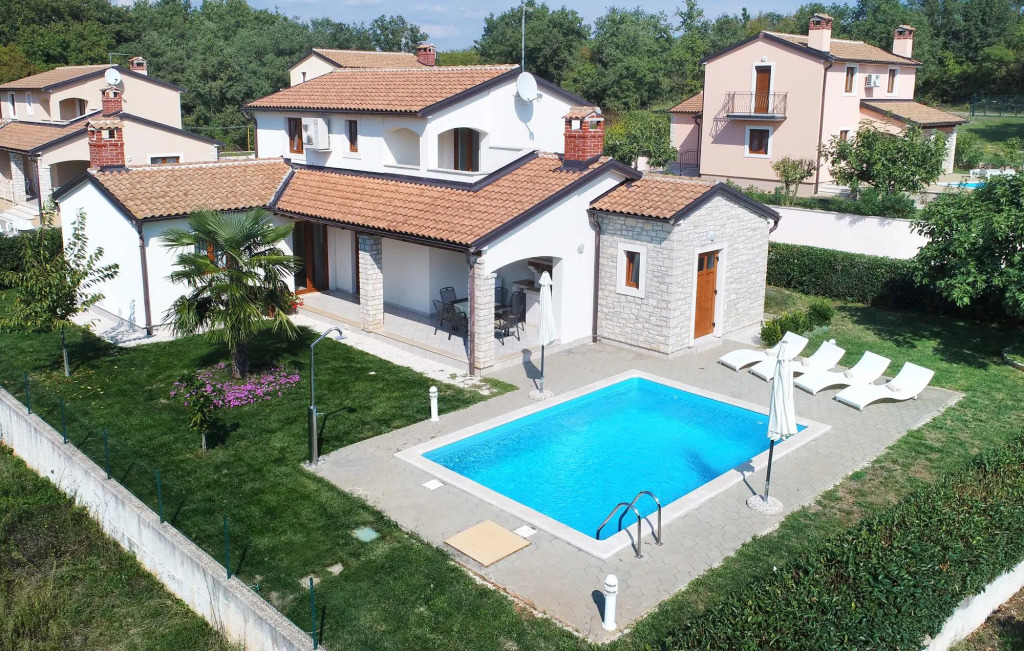 Villa 376
