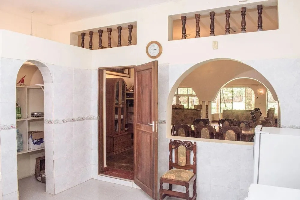 Kijani Cottages DianiBeach