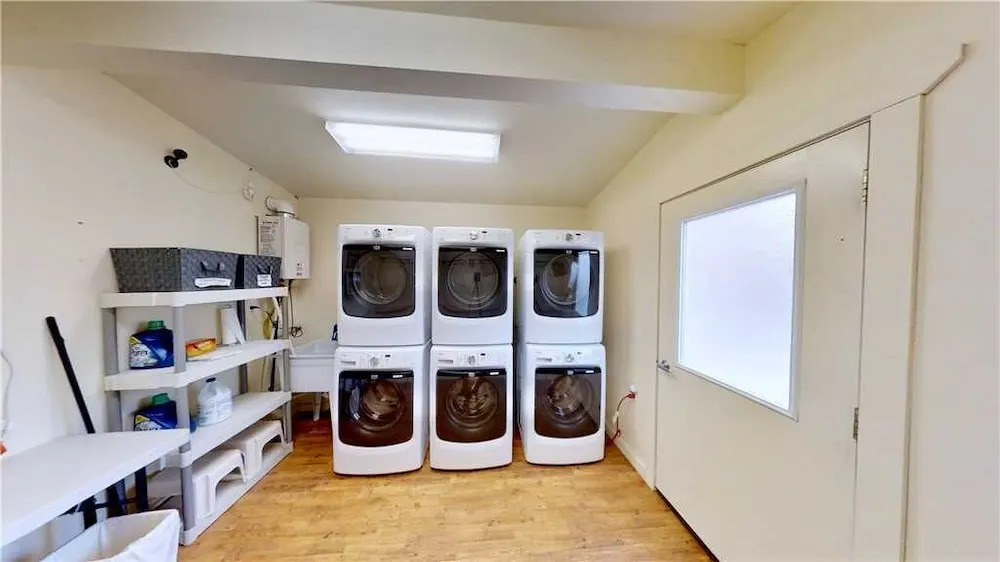 Purple Sage Flats #5 1 Bedroom Apts