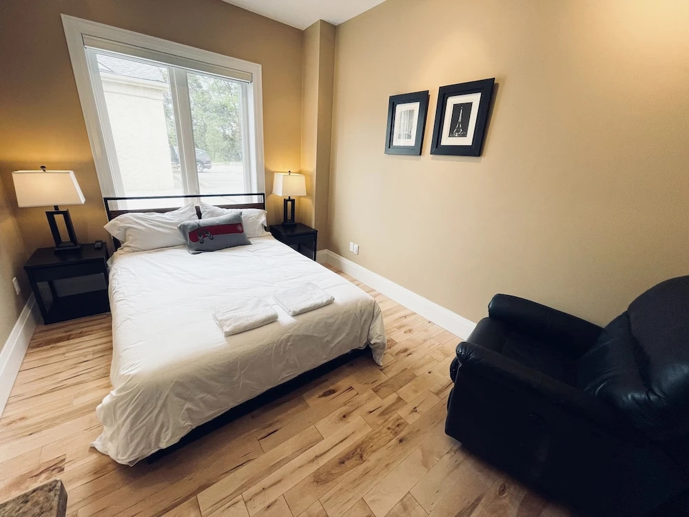 Chic Two Bedroom Downtown Condo