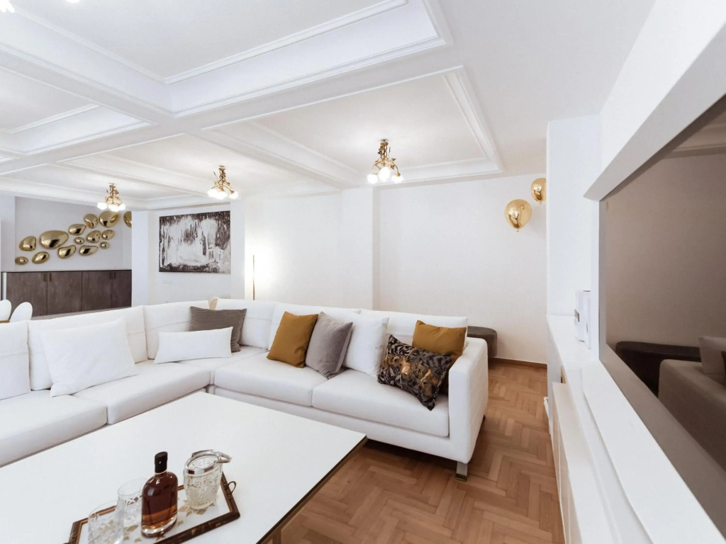 Luxury 3BR Apartment in the Heart of the City