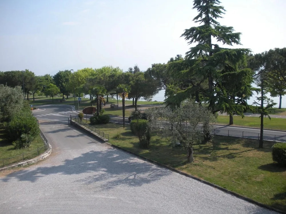 Hotel Mirabello