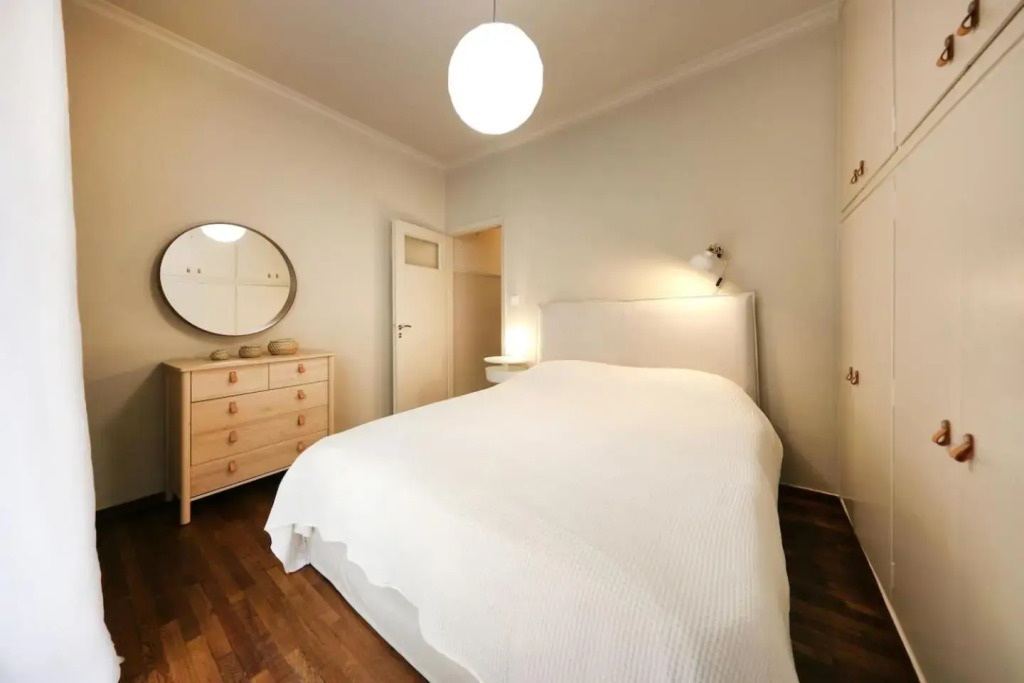Brand new Modern Apartment with satellite TV
