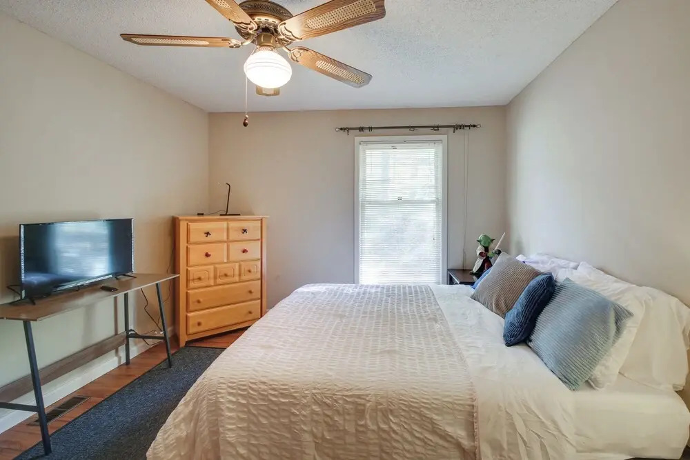 Dog Friendly! Hot Springs Condo w/ Private Balcony