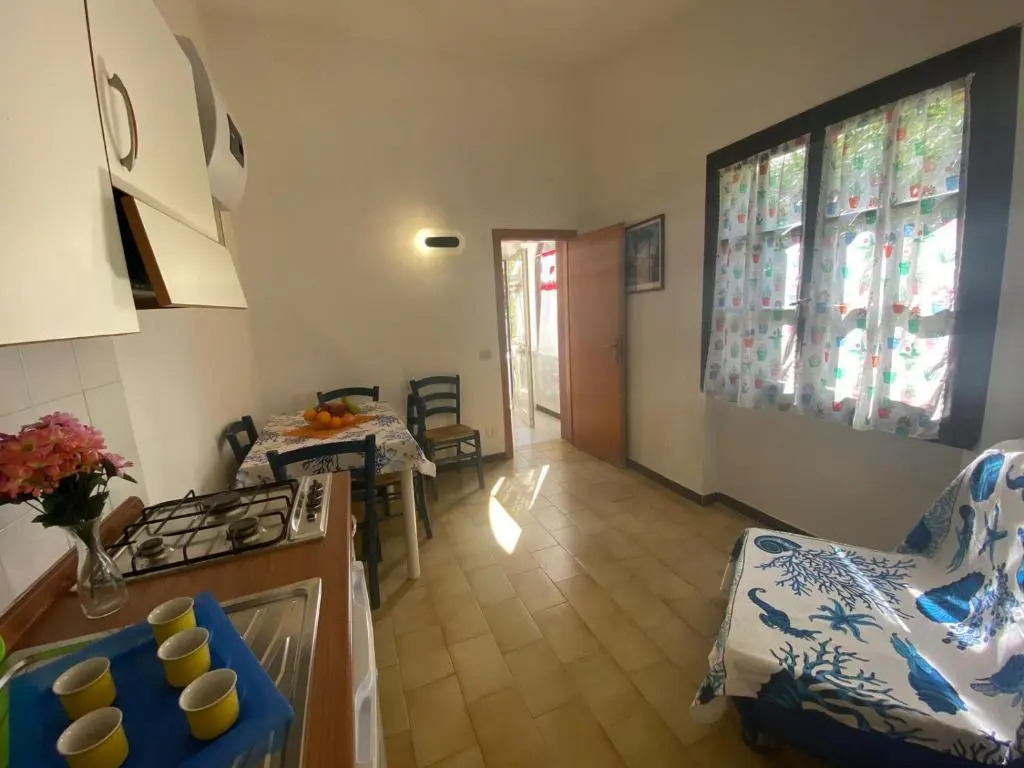 "beautiful Apartment for 4 pax at 120 mt. From the Beach"