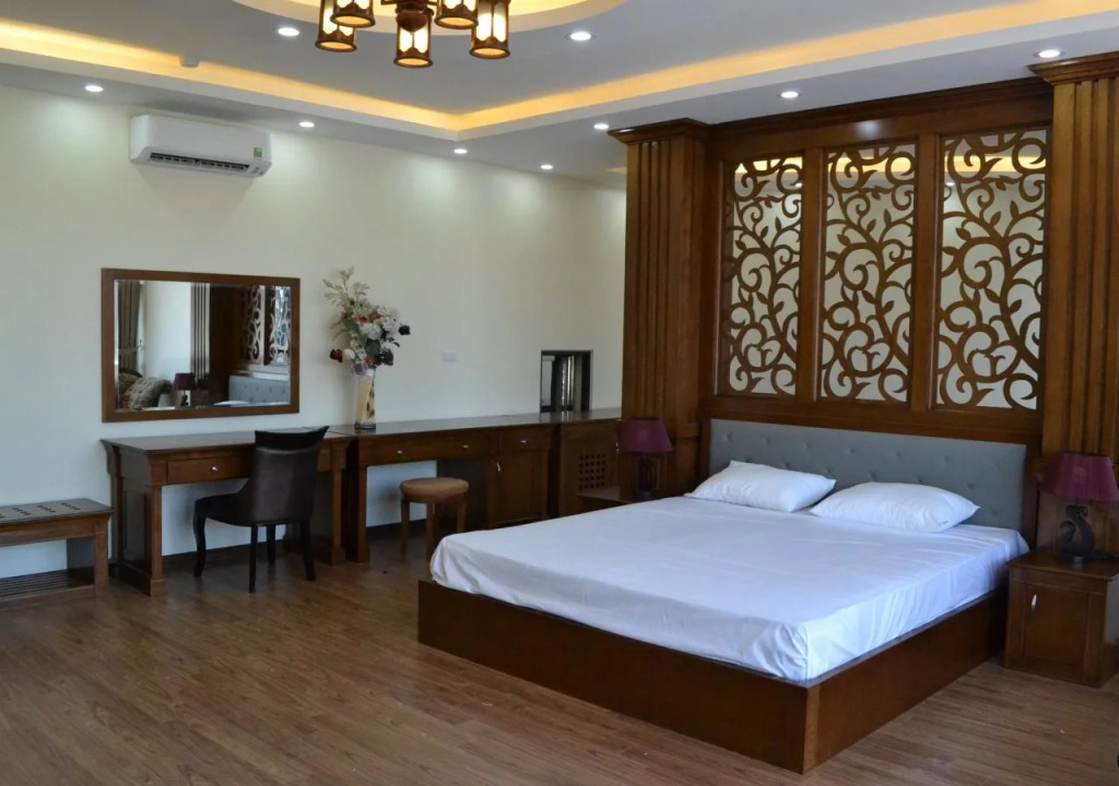 Ruby Ha Long Hotel