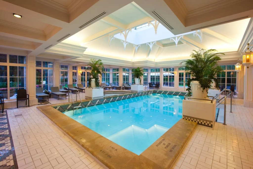 Disneyland® Hotel