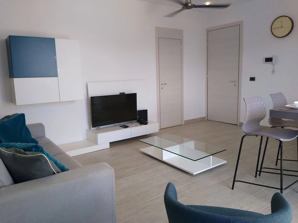 Apartment on the 5th Avenue with Pool, Gym and Parking for 4 sleeps