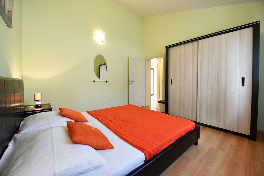 Villa 376