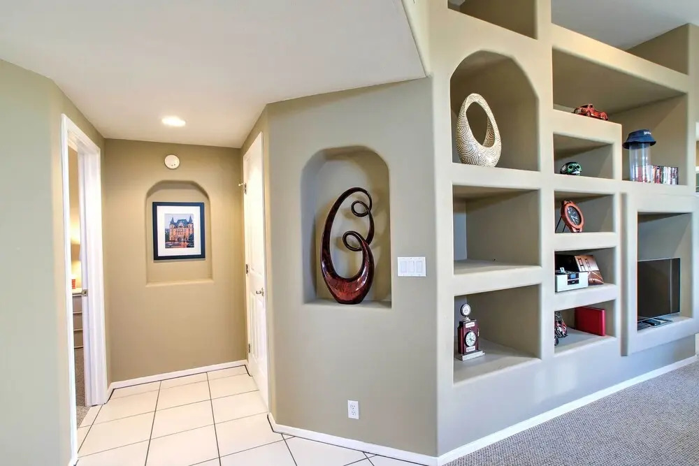 Lovely Condo w/ Balcony < 3 Miles to Parks + Golf!