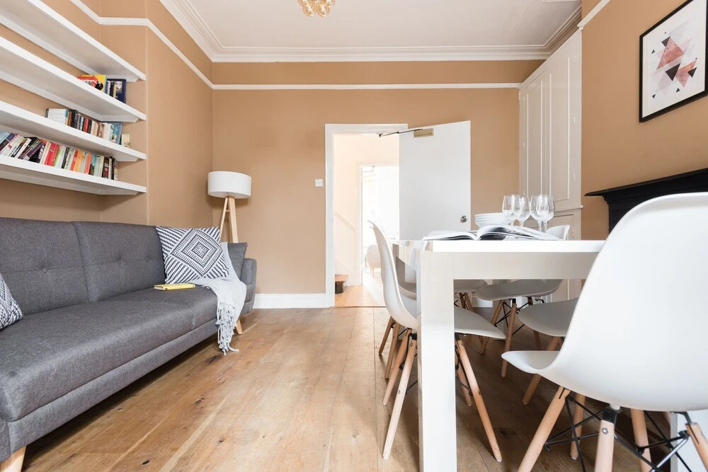 Wonderful Spacious 6 Bed Home in Heart of Bath