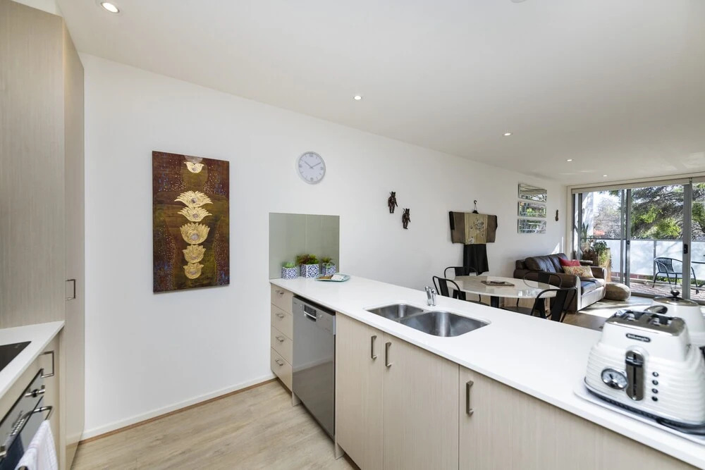 Accommodate Canberra - Envy