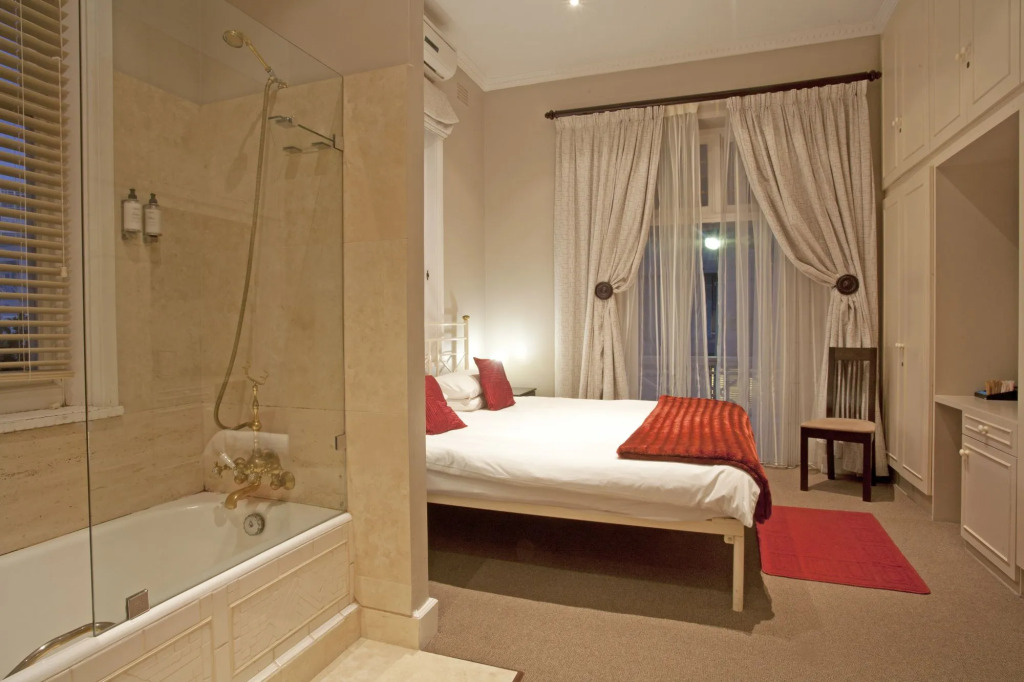 Amoris In Sea Point