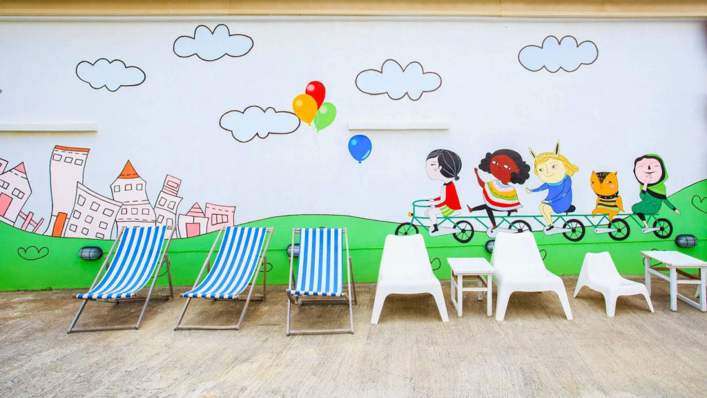 Love Summer Hostel
