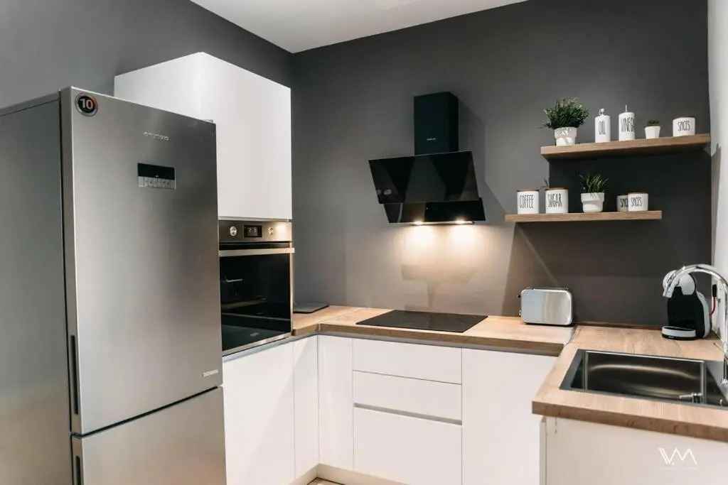 Fsm Apartments Perdika