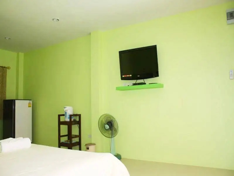 Barberry at Koh Larn Hotel