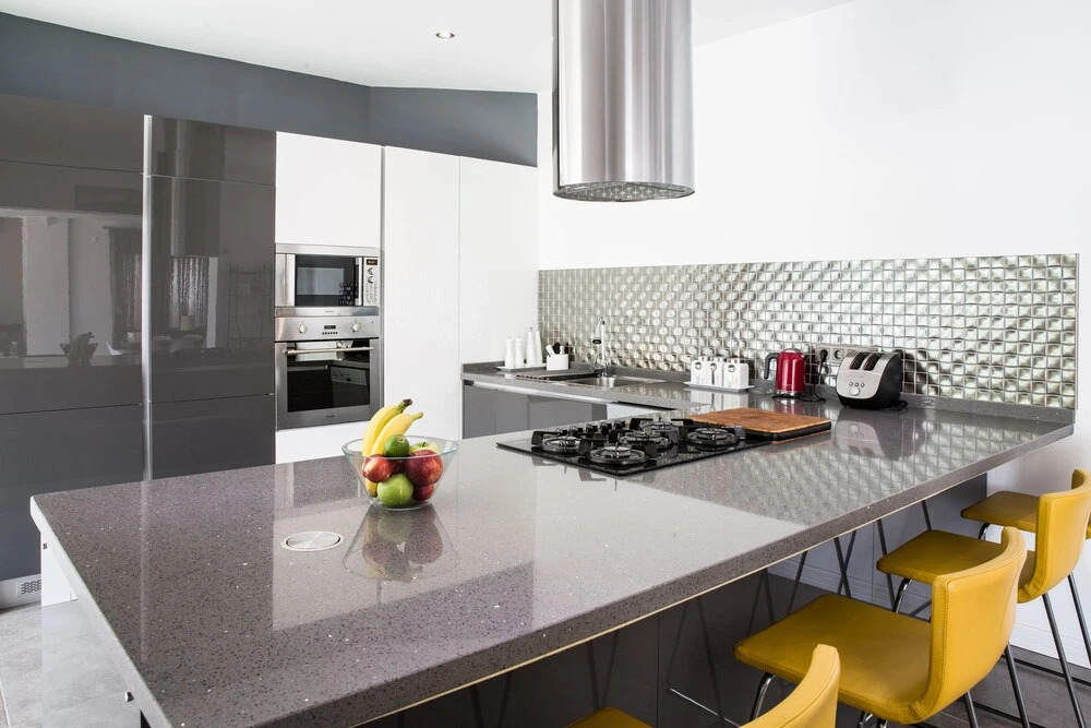 Important Group Villa Olivia