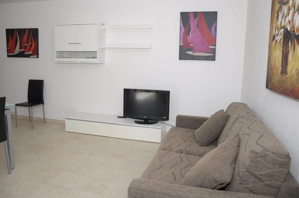 Apartment Sleeps 6 More 7 - Stintino