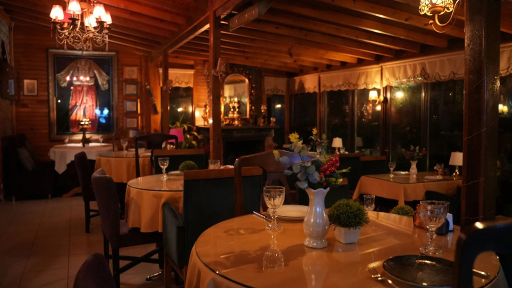 Treetops Park Hotel