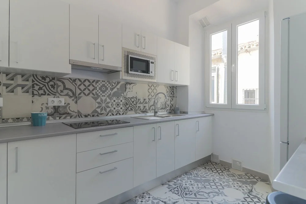Cosy 7 Bedrooms in Plaza Merced