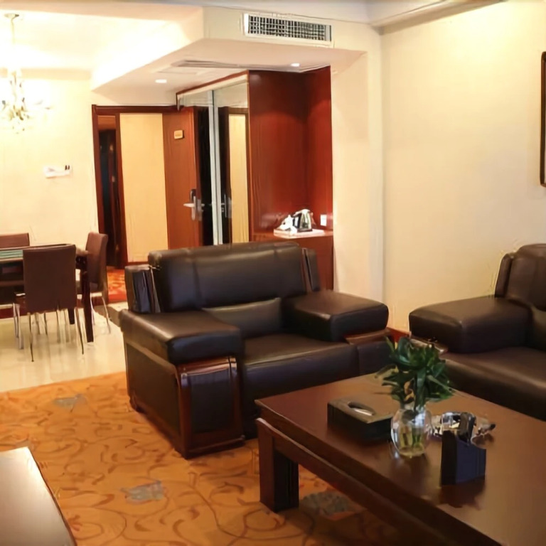 Hefei Junguan Training Center Hotel
