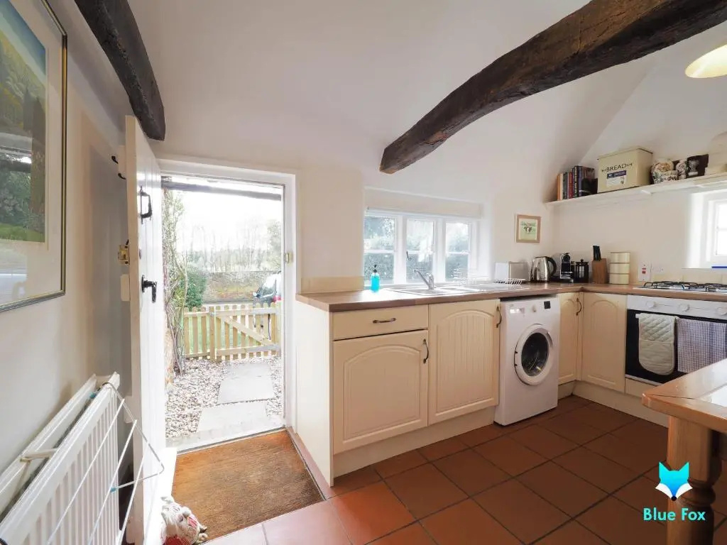 Bere Cottrage -Beamed 400 year old cottage, giving you a taste of the Garden of England