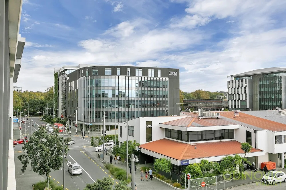 QV Ultra Modern Harbour Apartment - 856