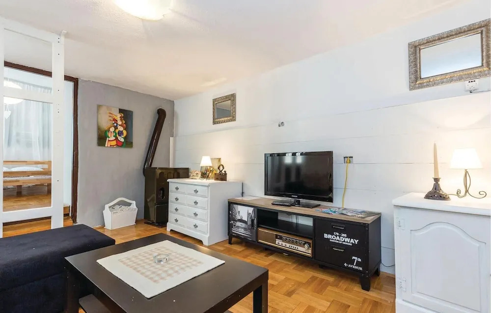 Awesome Apartment in Novi Vinodolski With 2 Bedrooms and Wifi