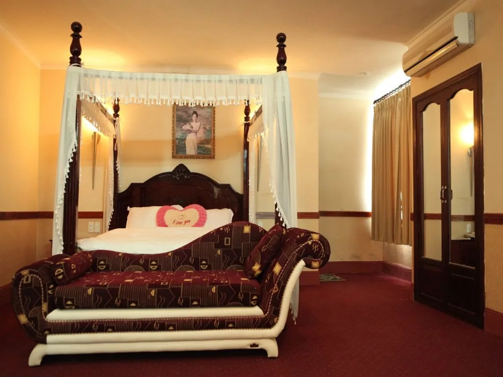 Best CM Hotel