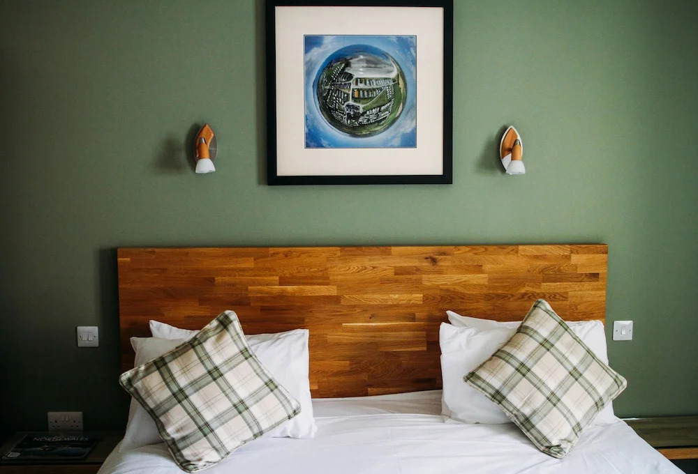 The Valley Hotel