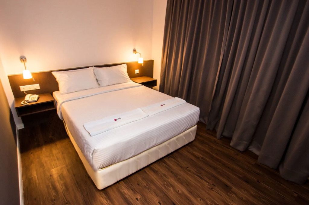 ZEN Rooms Sakura Boutique Hotel