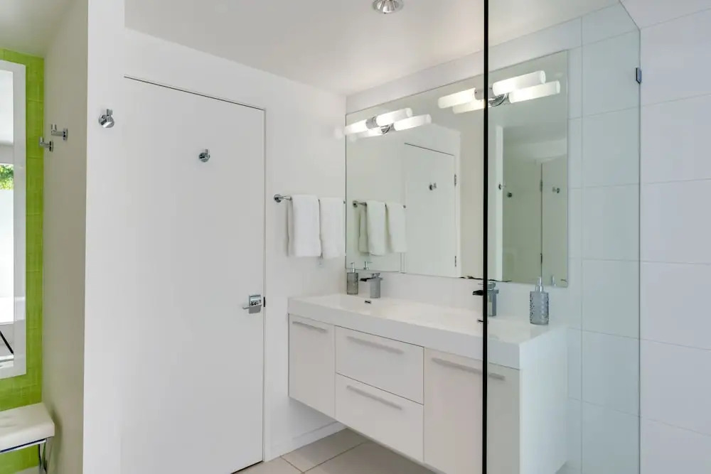 985nvmvi 4 Bedroom Home